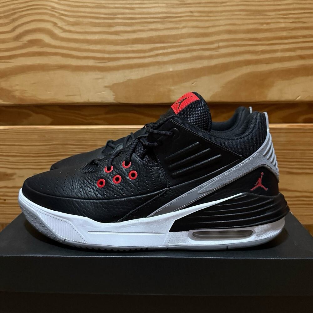 Jordan Max Aura 5 Black University Red Black Cement DZ4353-061 Size 11.5 - Picture 3 of 10